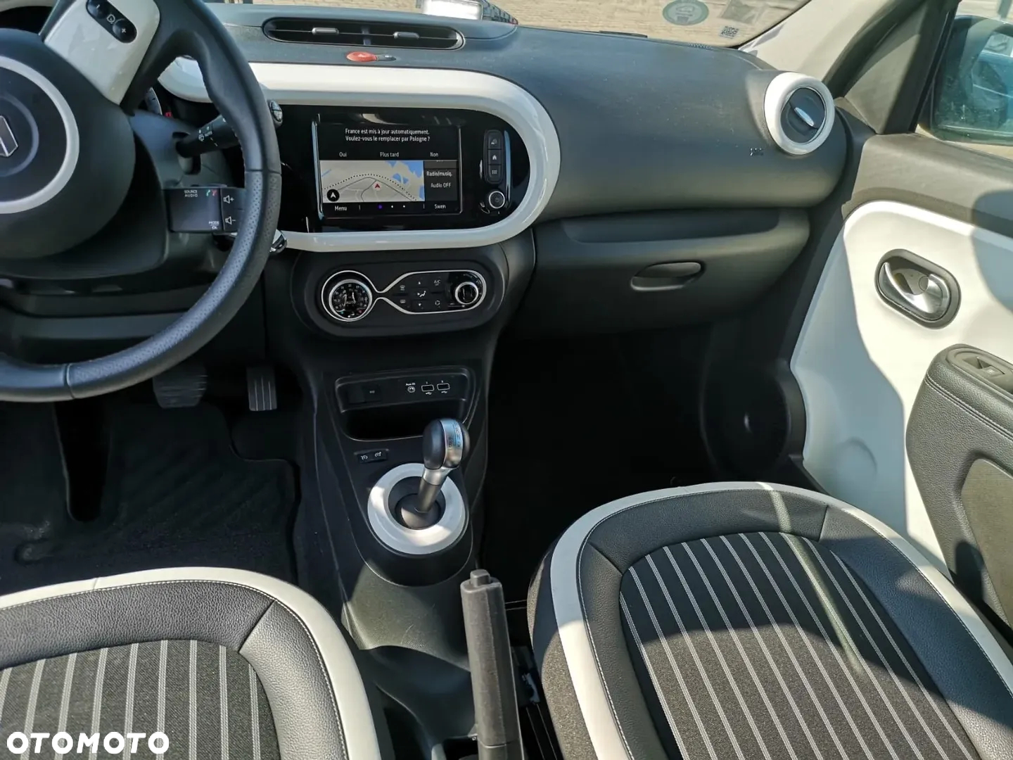 Renault Twingo Electric INTENS - 10