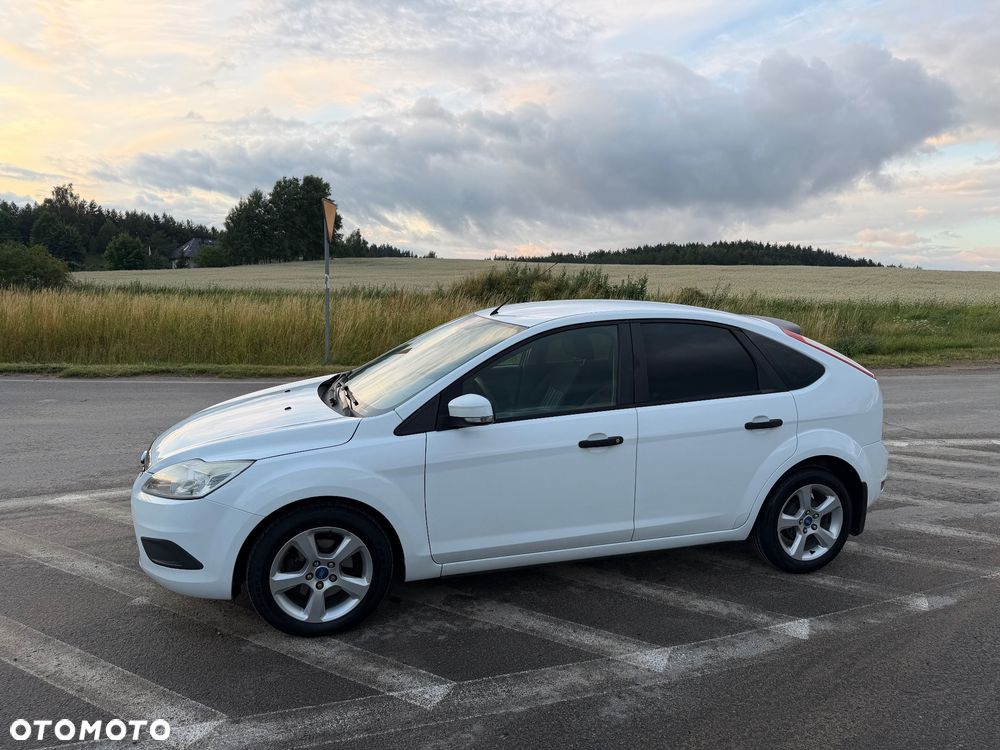 Ford Focus 1.6 Trend - 15