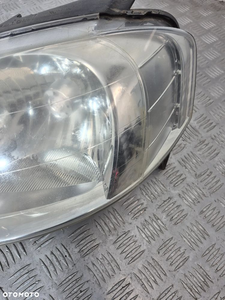 Volkswagen Fox Lampa Lewy Prawy Przód - 4