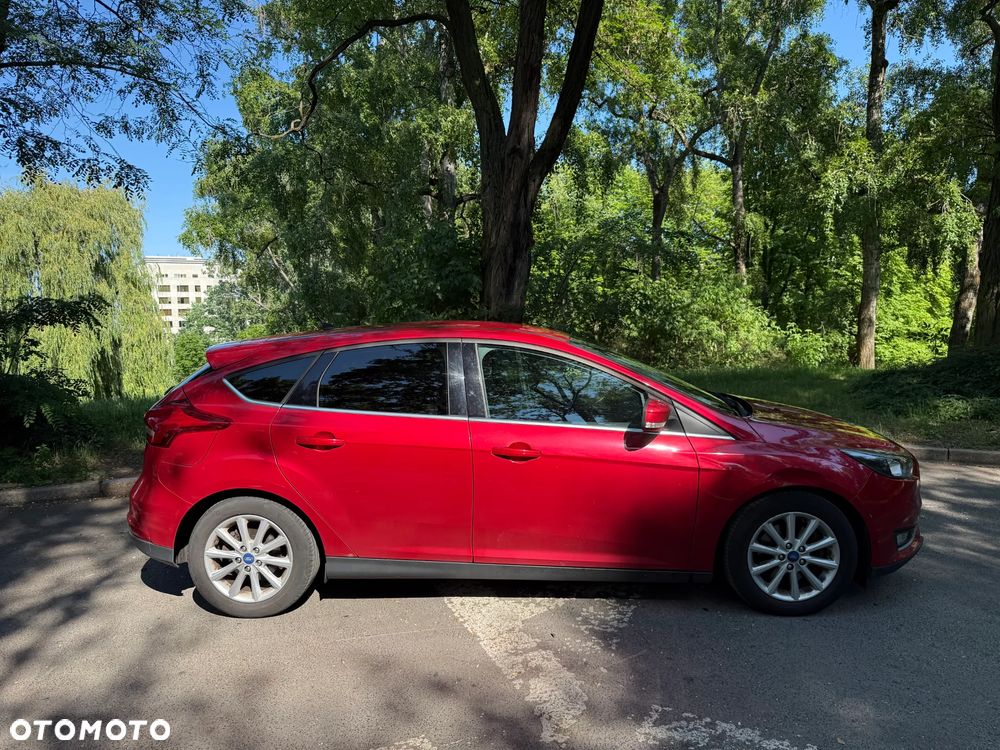 Ford Focus 1.5 EcoBoost Titanium ASS - 6