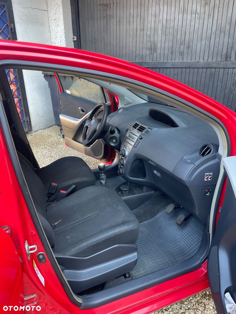 Toyota Yaris 1.33 Luna - 3
