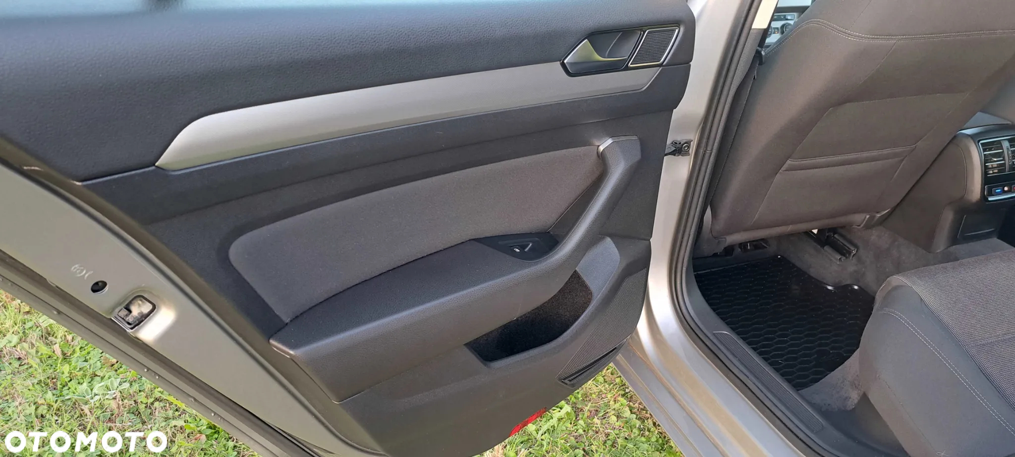 Volkswagen Passat 2.0 TDI BMT Comfortline - 18