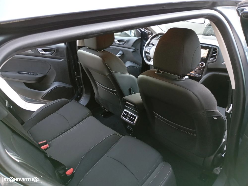 Renault Mégane Sport Tourer 1.6 E-Tech Plug-In Hybrid Techno - 12