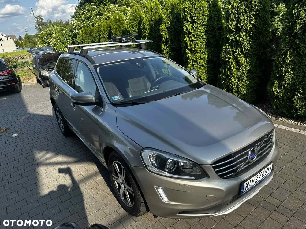 Volvo XC 60 D4 Drive-E Momentum - 1