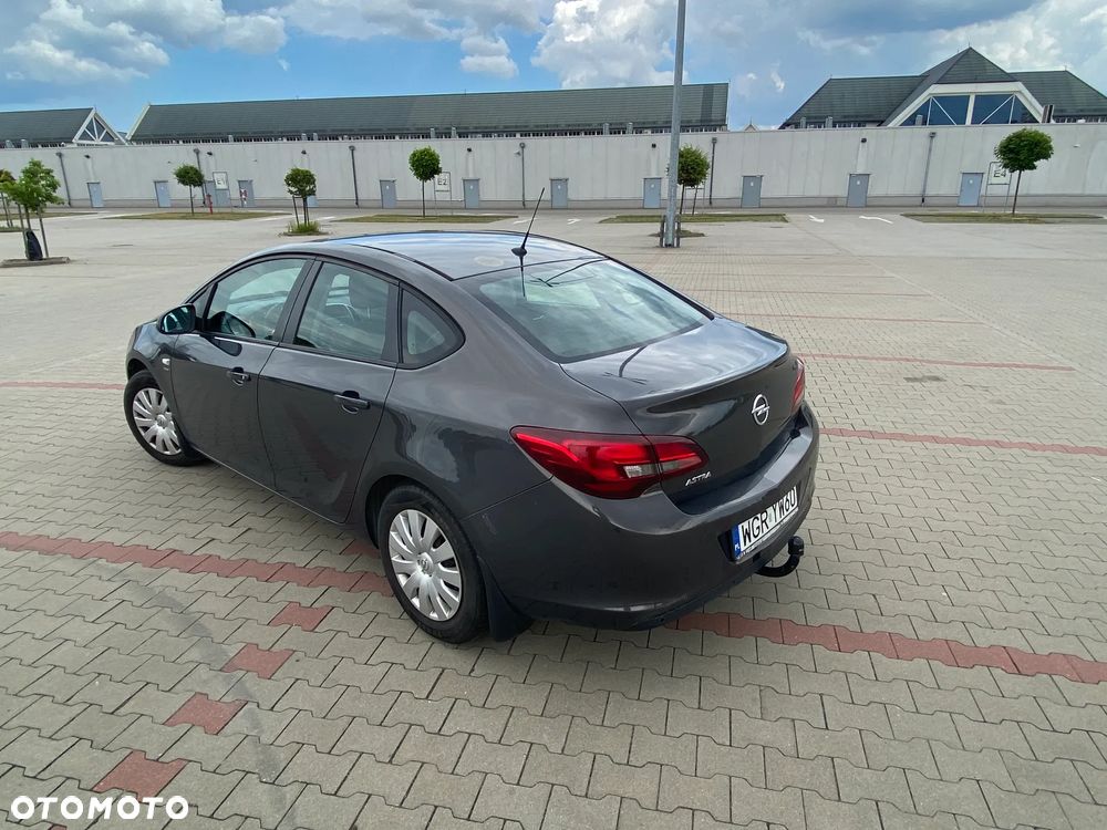 Opel Astra 1.6 Active - 8
