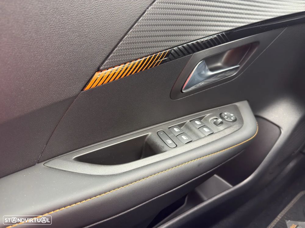 Peugeot e-208 Allure - 19