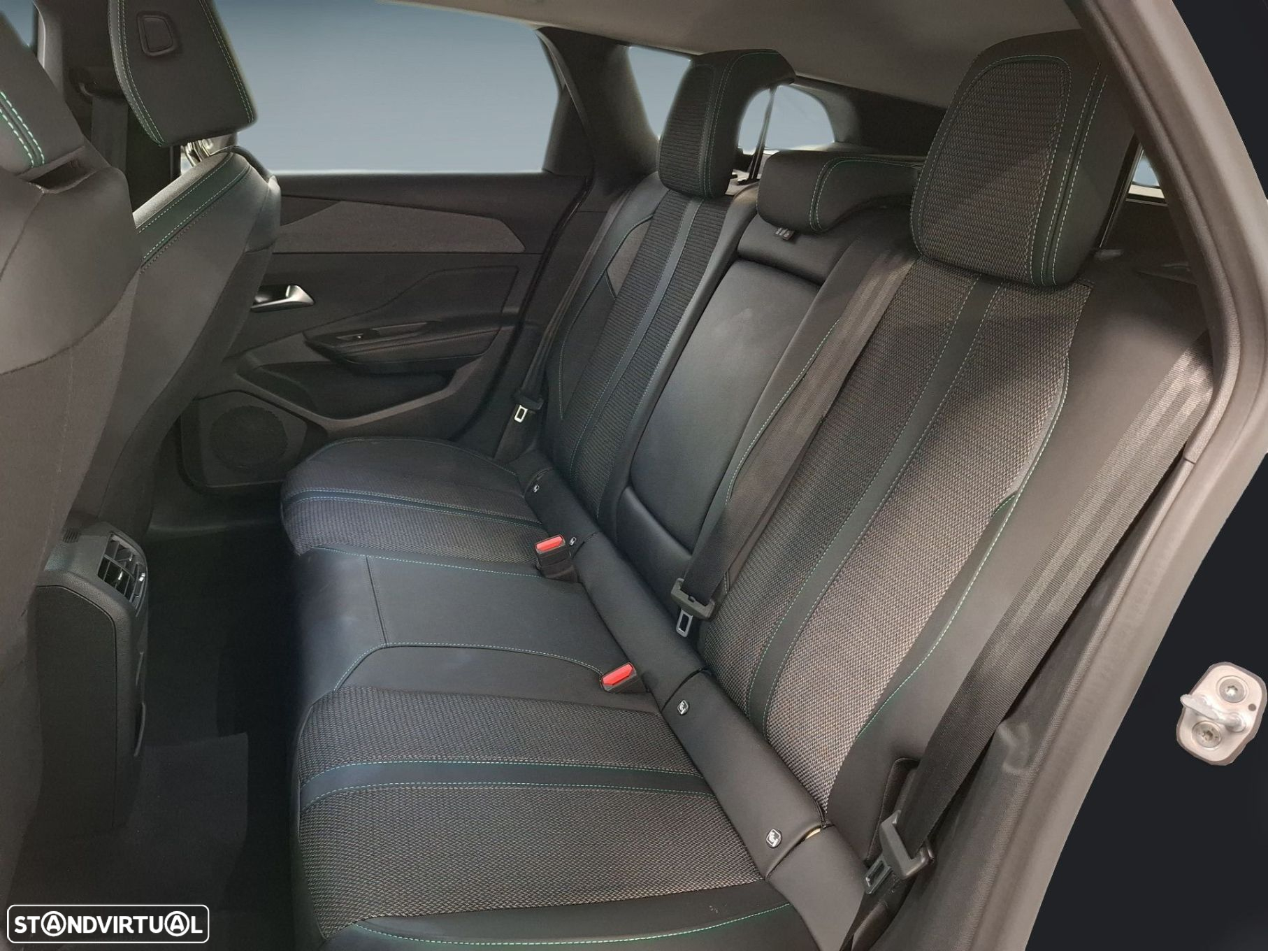 Peugeot 308 SW 1.2 PureTech Allure - 12