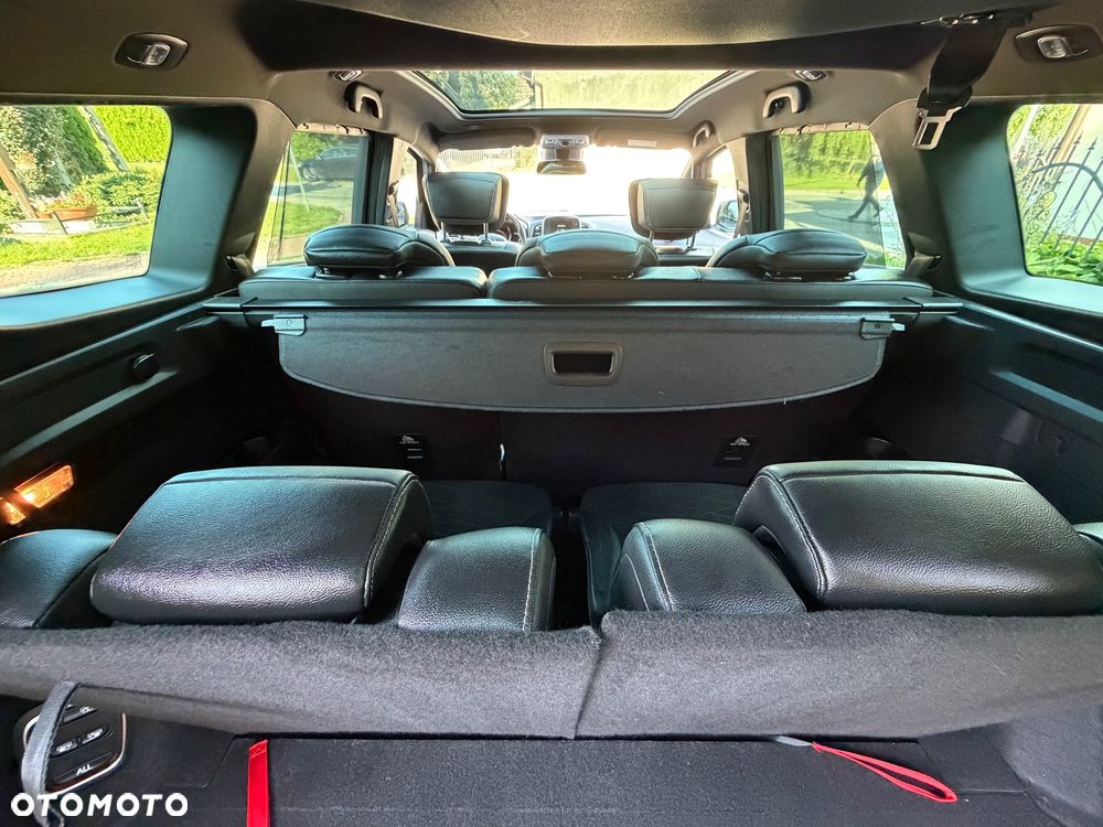 Renault Grand Scenic TCe 140 GPF EDC BLACK EDITION - 12