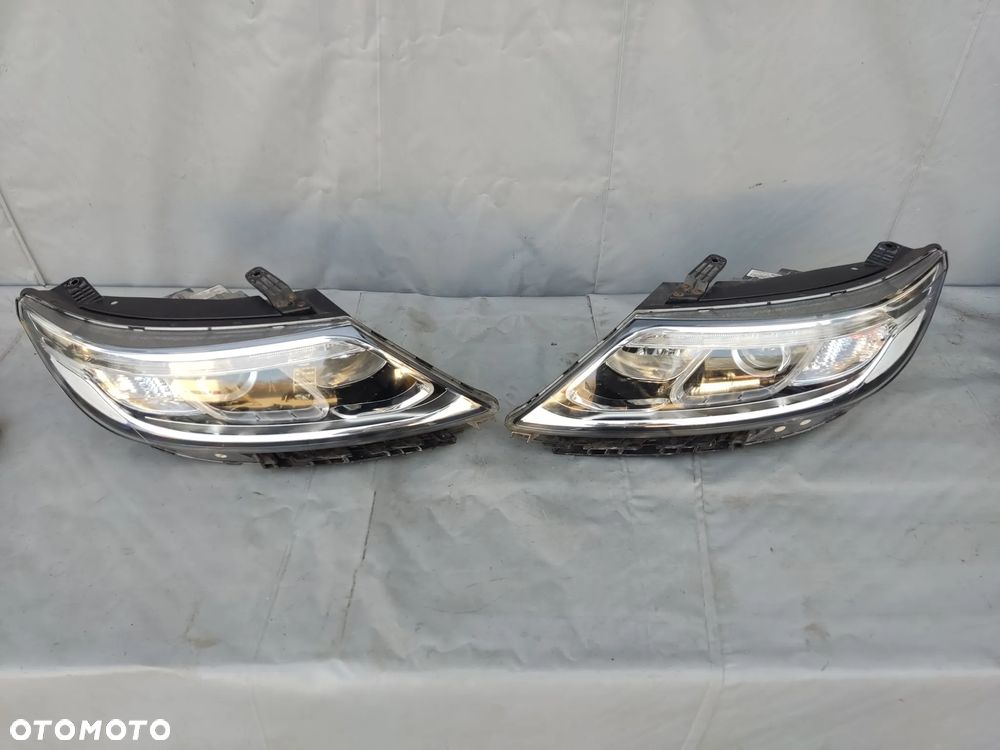 KIA SORENTO II LIFT LAMPA LED PRAWA LEWA PRZEDNIA PRZÓD ZWYKŁA UK ANGLIK