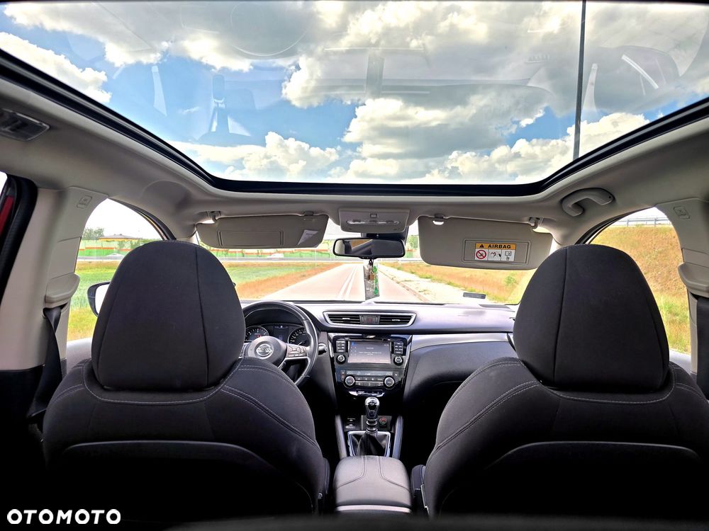 Nissan Qashqai 1.5 dCi N-Connecta - 2