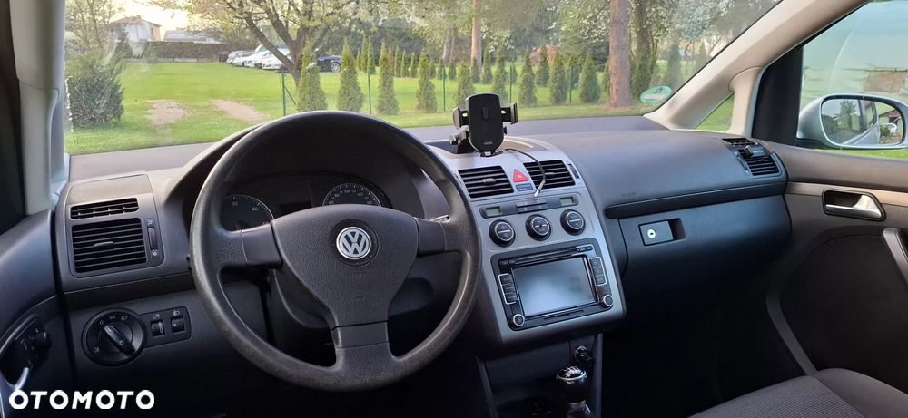 Volkswagen Touran 1.9 TDI DPF Conceptline - 18