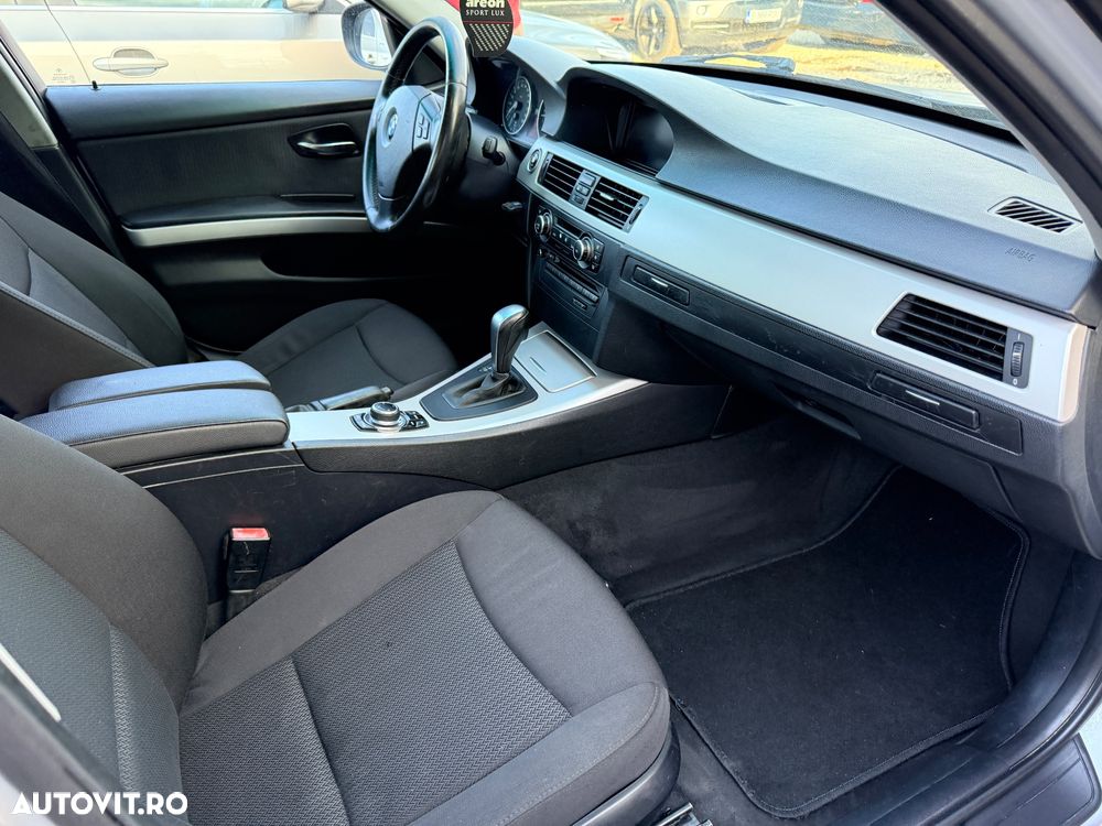 BMW Seria 3 318d Aut. Blue Performance Modern Line - 26