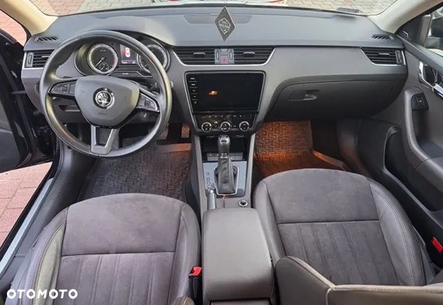 Skoda Octavia 2.0 TSI L&K DSG - 17