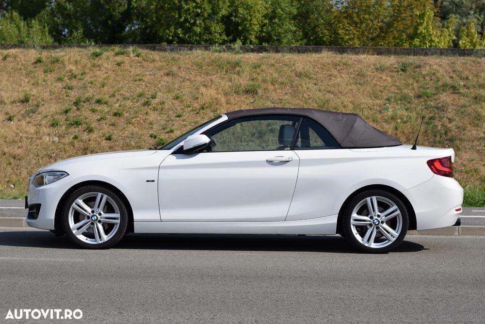 BMW Seria 2 220d Sport-Aut. - 32