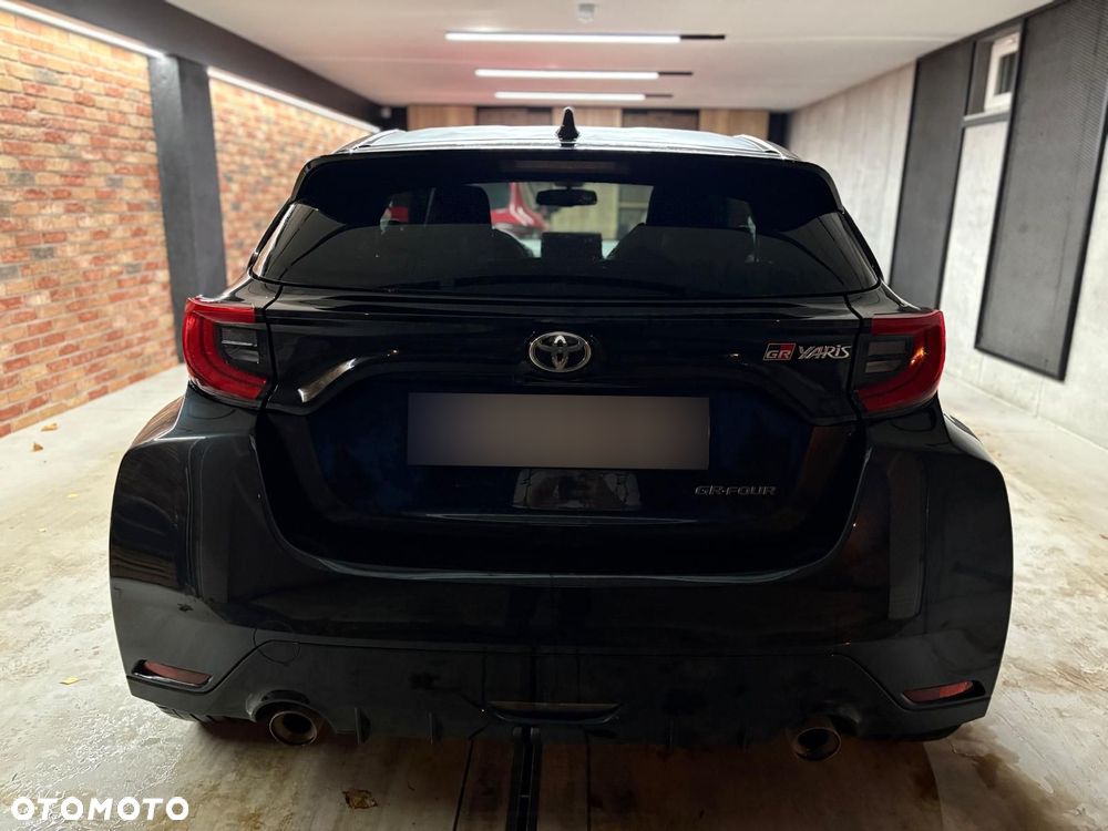 Toyota GR Yaris 1.6 Dynamic - 4