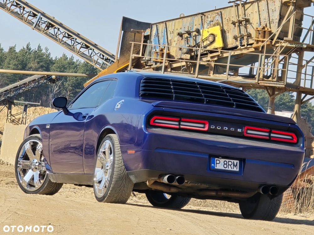 Dodge Challenger - 29