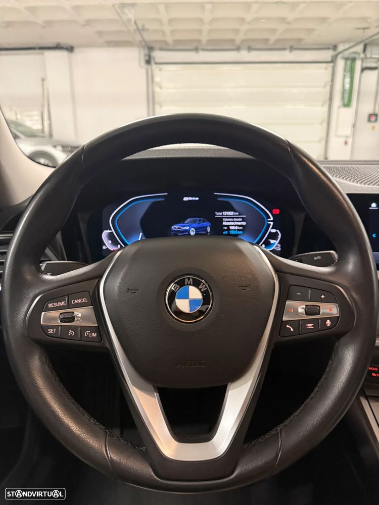 BMW 330 e Aut. Advantage - 14