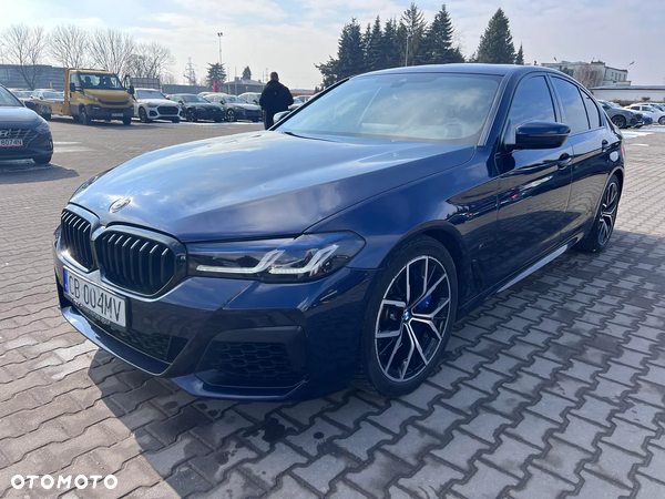 BMW Seria 5 M550i xDrive