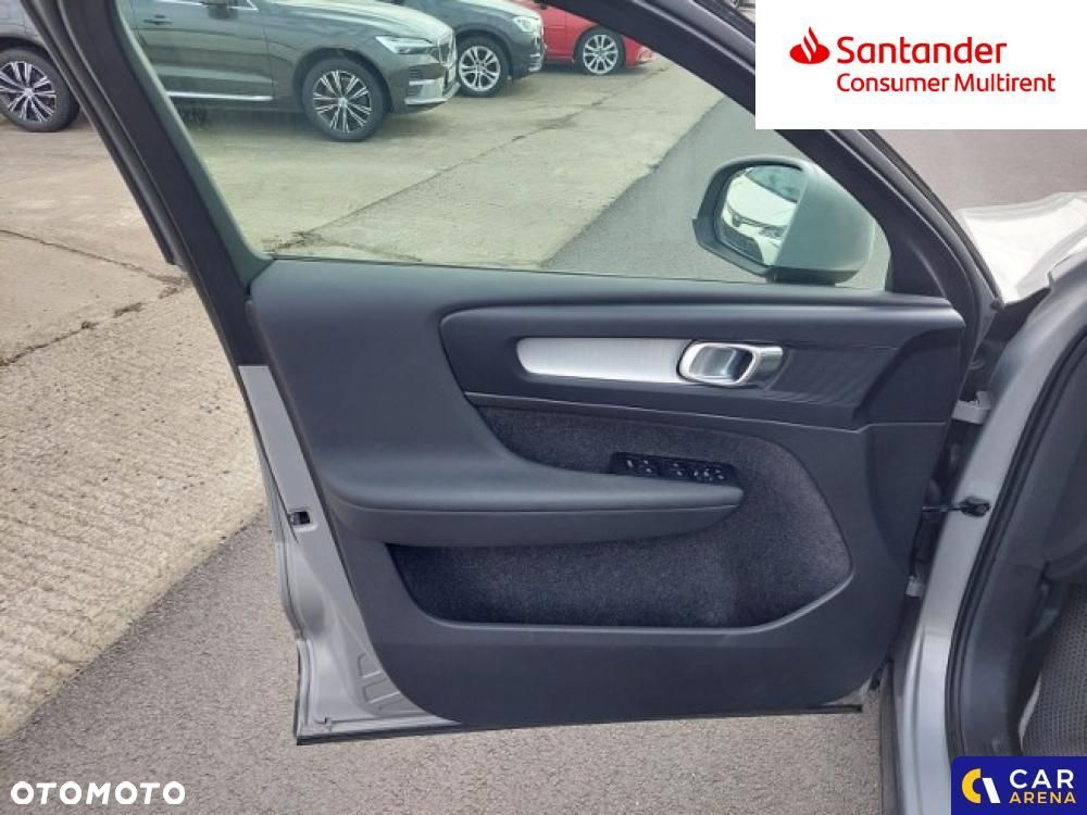 Volvo XC 40 B3 Core - 33