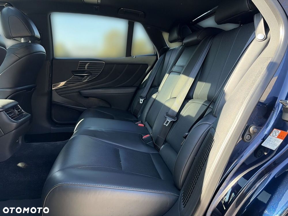 Lexus LS - 16