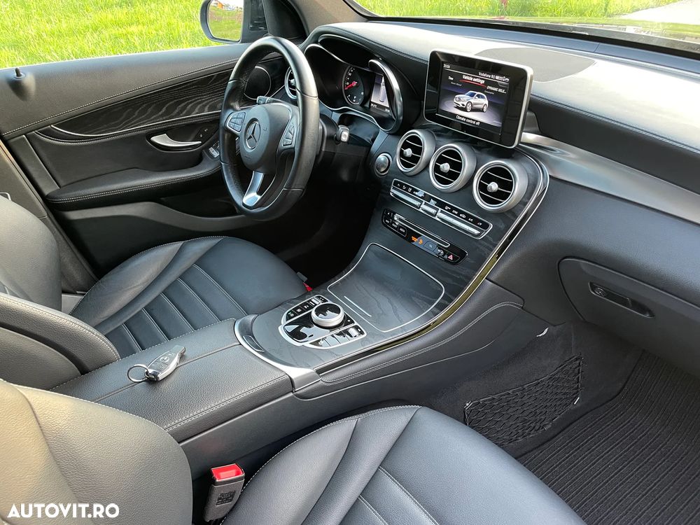 Mercedes-Benz GLC - 2