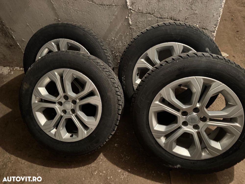 Land Rover Discovery Sport 2.0 D180 R-Dynamic MHEV - 13