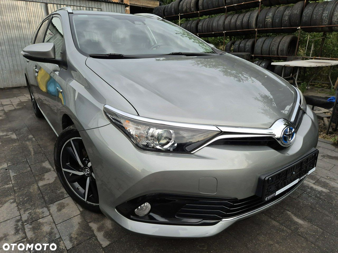 Toyota Auris - 2