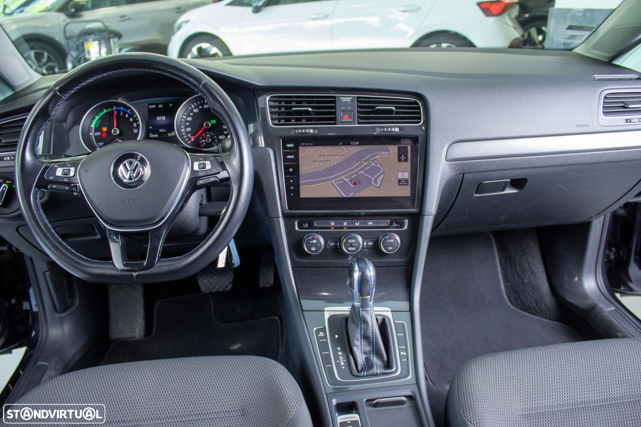 VW e-Golf AC/DC - 10