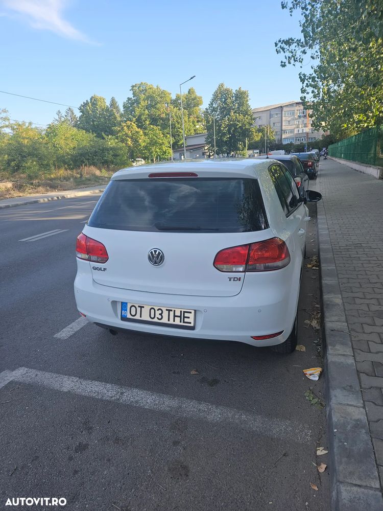 Volkswagen Golf 1.6 TDI DPF Comfortline - 8