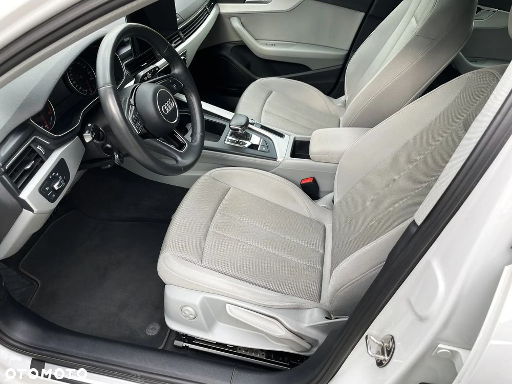 Audi A4 Avant 35 TFSI S tronic - 10