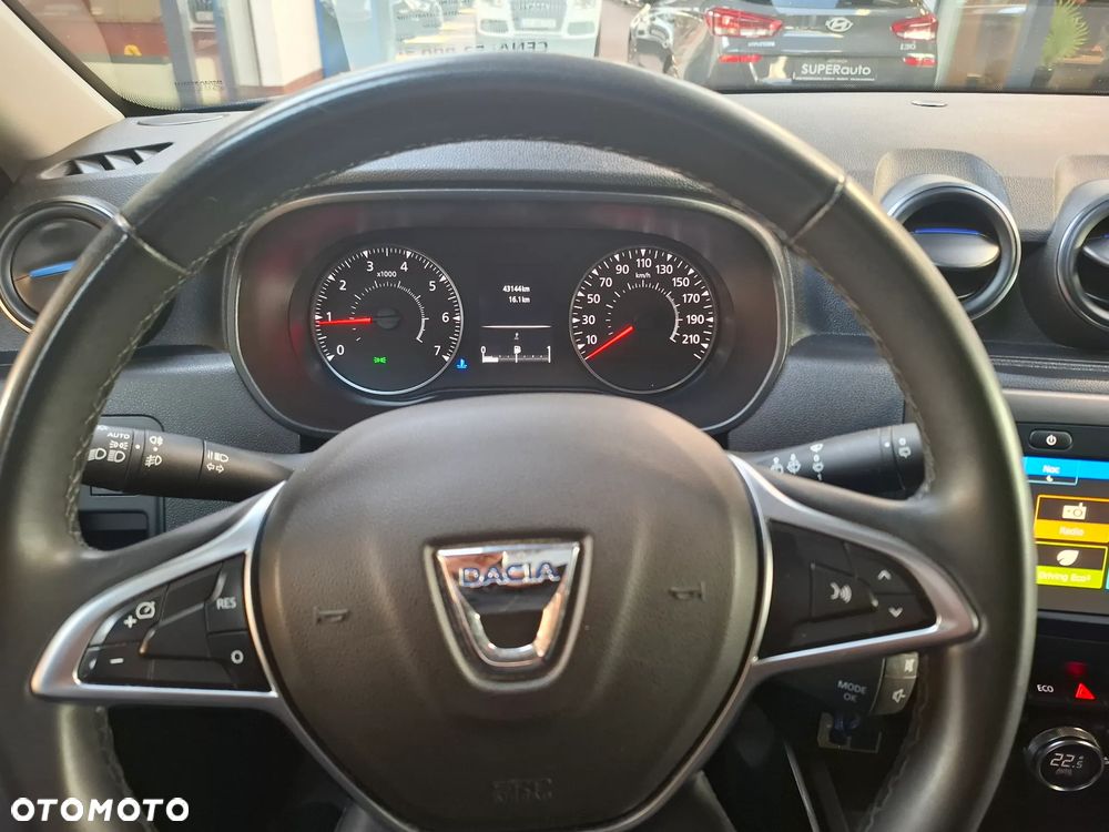 Dacia Duster 1.0 TCe SL Celebration - 12