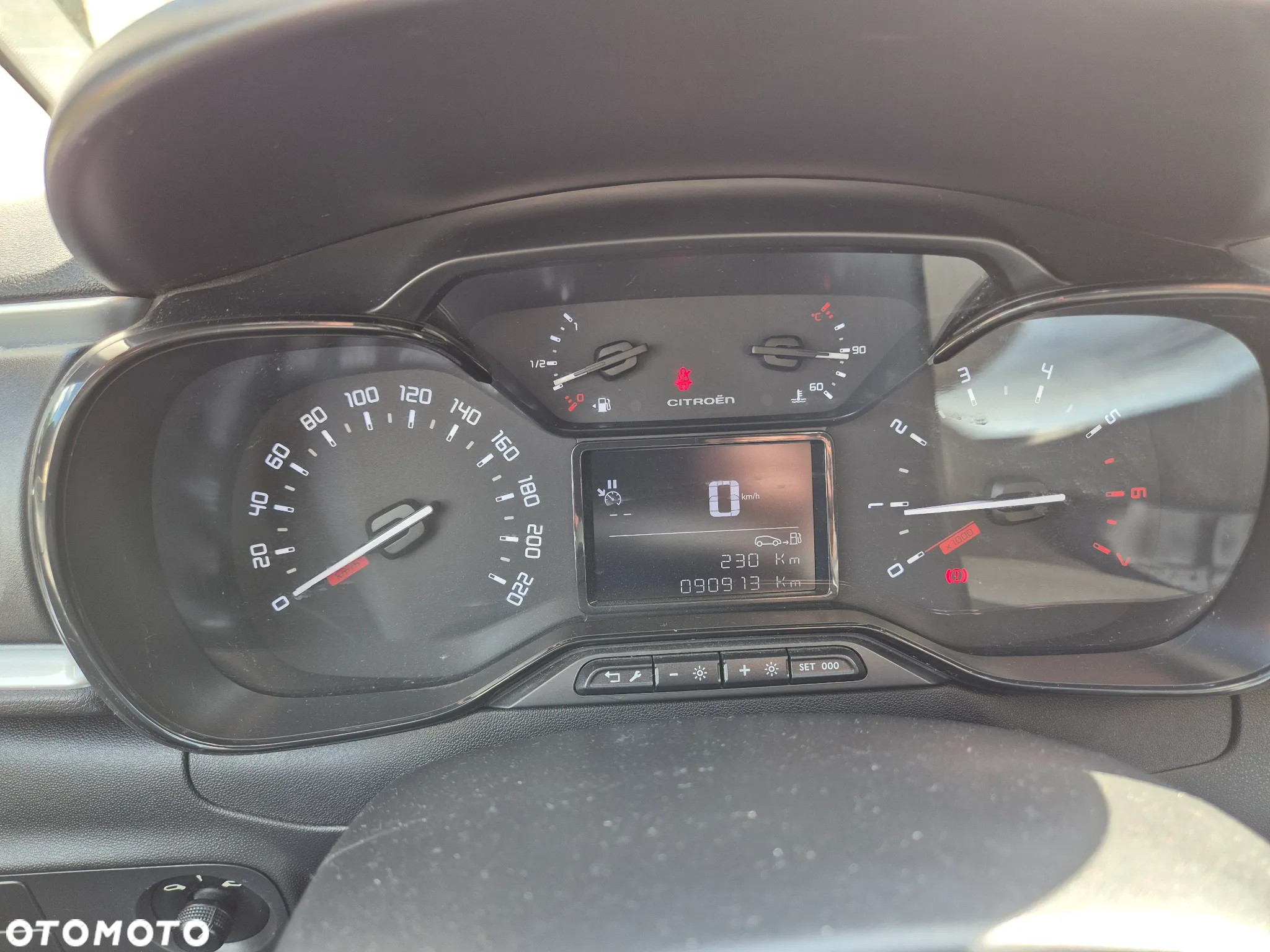 Citroën C3 1.6 BlueHDi Shine S&S - 13