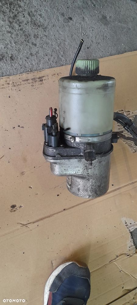 POMPA WSPOMAGANIA FABIA POLO IBIZA 6Q0423156M - 1