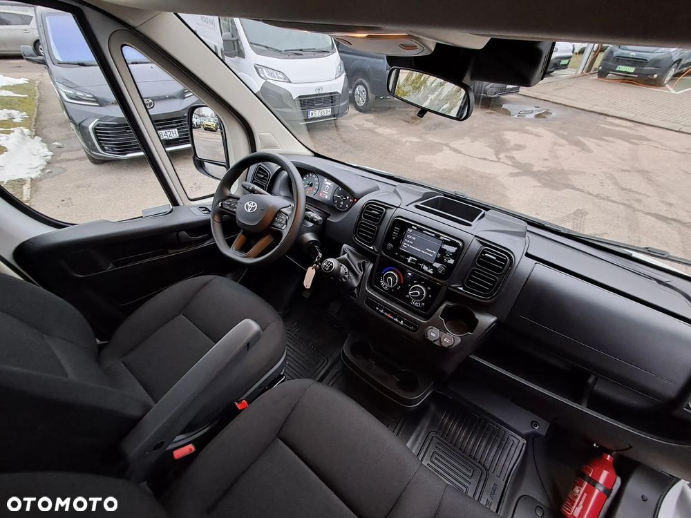 Toyota PROACE MAX Skrzynia 4200x2200 mm - 5