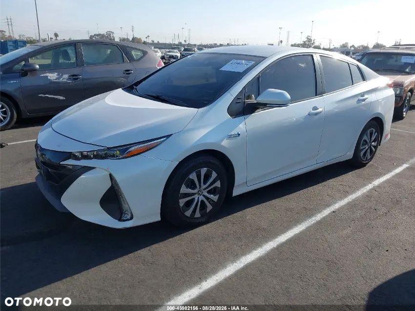 Toyota Prius - 12