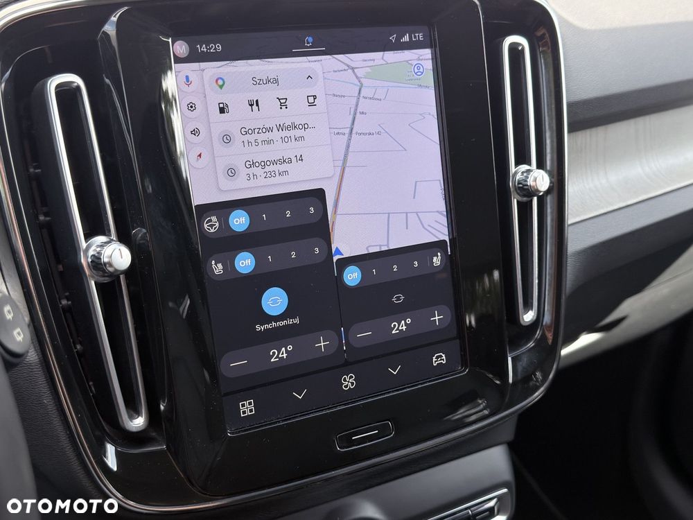 Volvo XC 40 - 28