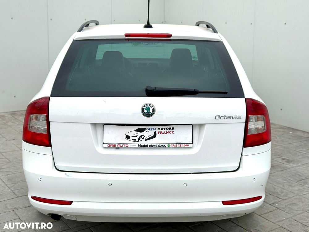 Skoda Octavia 2.0 TDI DPF Ambition - 12