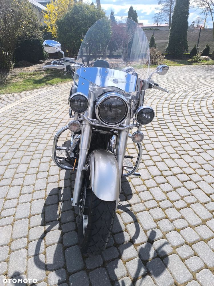 Yamaha Road Star - 8