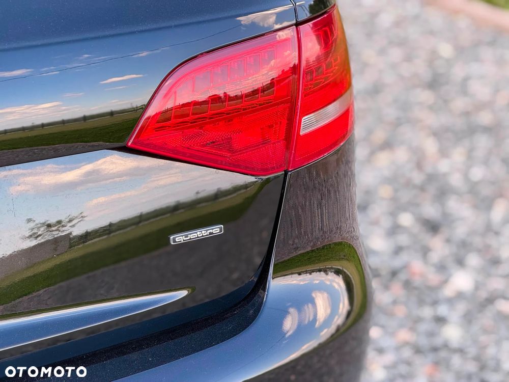 Audi A4 Avant 2.0 TDI DPF quattro S line Sportpaket (plus) - 9