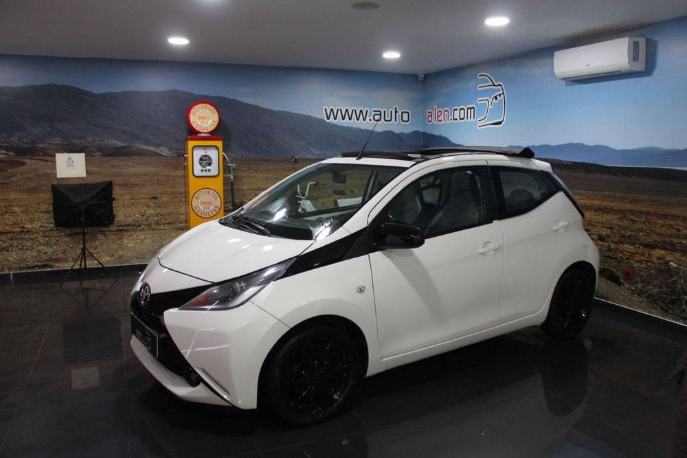 Usado Toyota Aygo X 2015 - 13 500 EUR, 88 000 km - Standvirtual.com