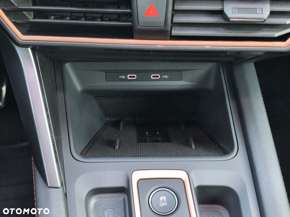 Cupra Formentor 1.5 e-Hybrid DSG - 37