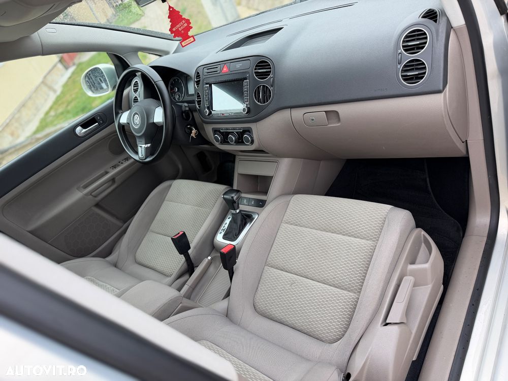 Volkswagen Golf Plus 1.4 TSI DSG Team - 19