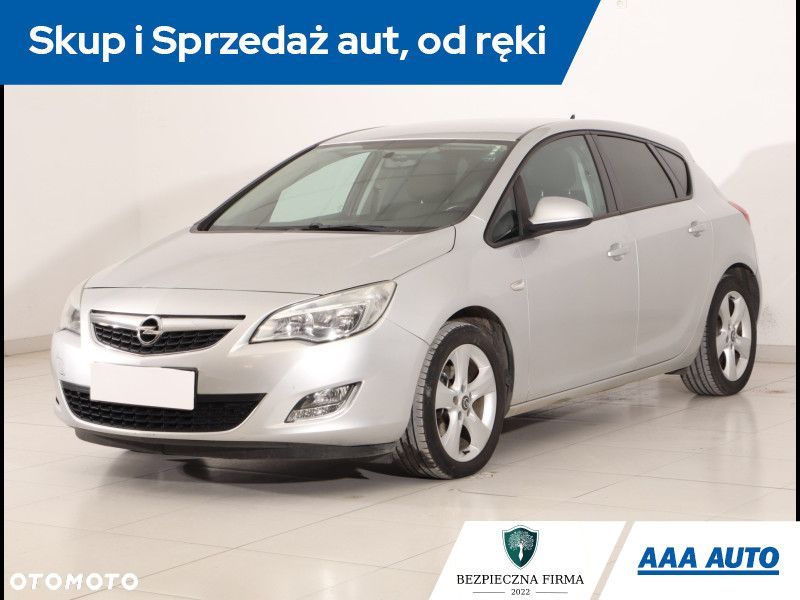 Opel Astra - 2