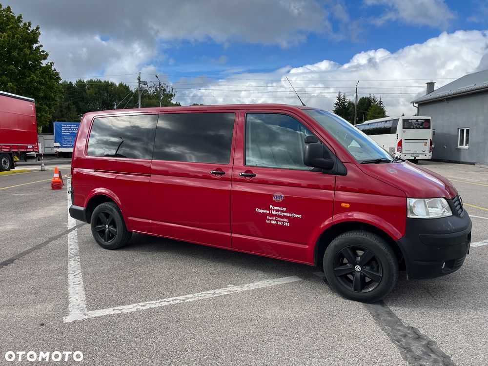 Volkswagen Caravelle - 7