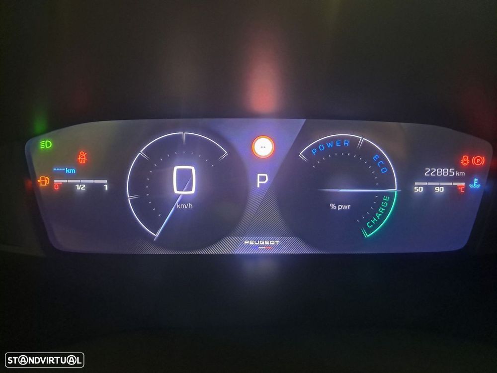 Peugeot 2008 1.2 Hybrid Allure e-DCS6 - 18