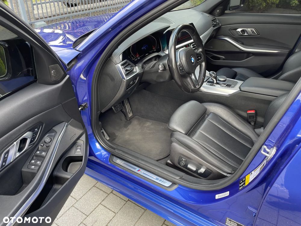 BMW Seria 3 330i xDrive M Sport sport - 8