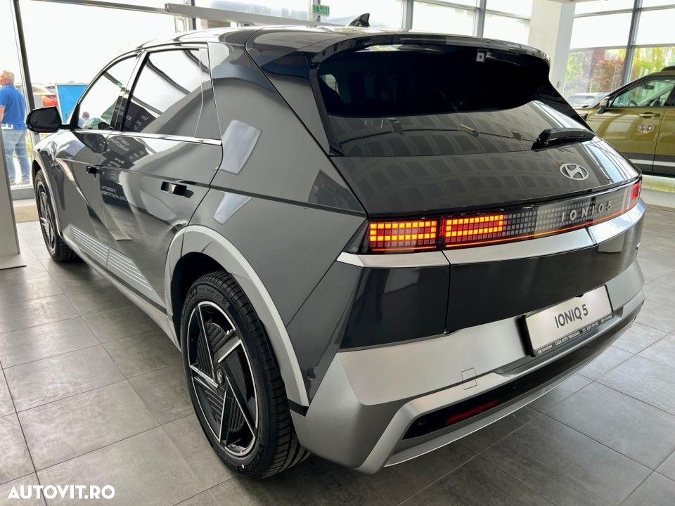 Hyundai IONIQ - 2