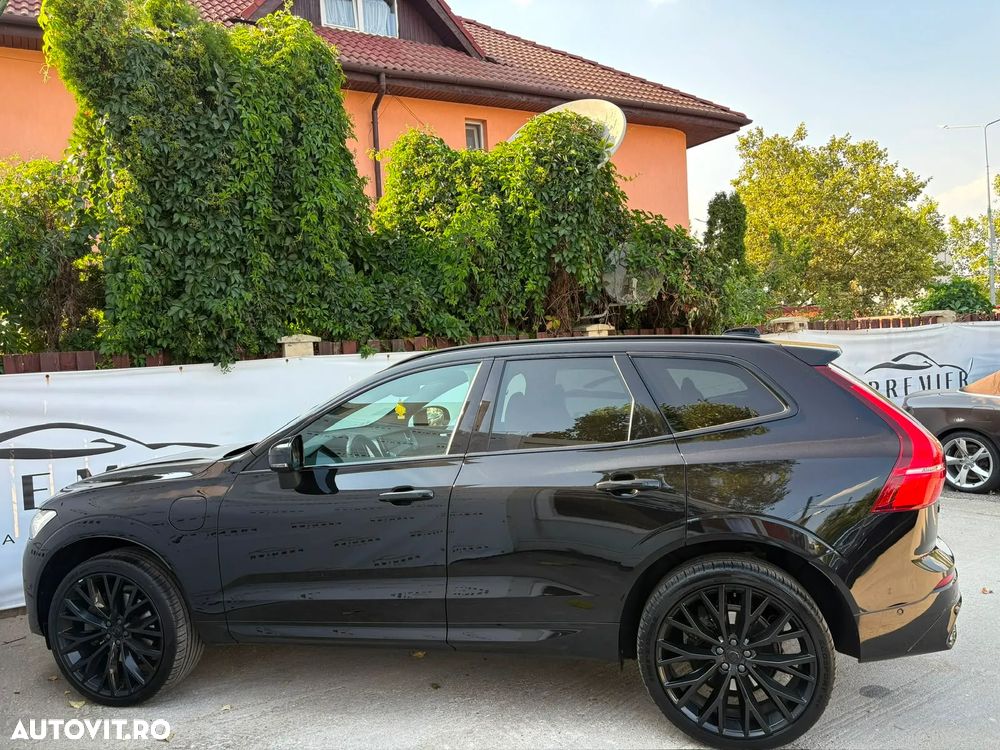 Volvo XC 60 T8 AWD Recharge Ultimate Black Edition - 11