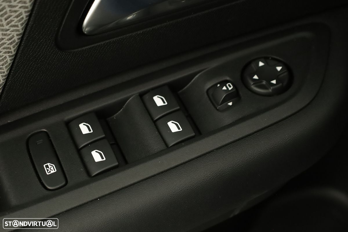 Citroën C4 1.2 PureTech Plus EAT8 - 20