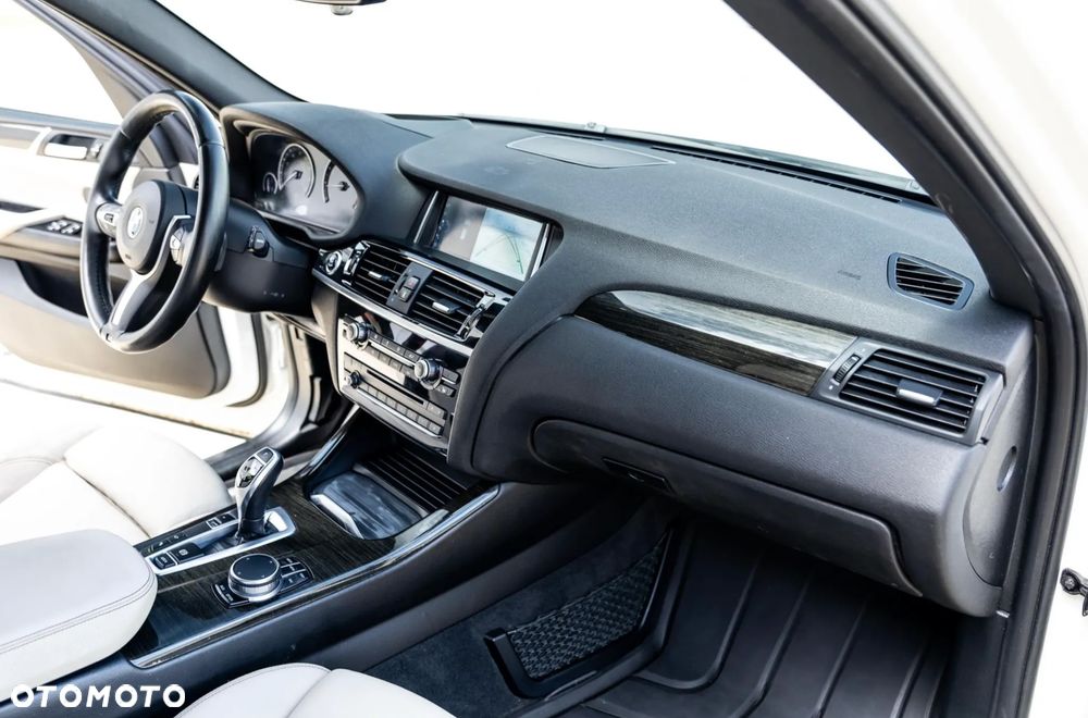 BMW X3 xDrive28i Sport-Aut M Sport - 15